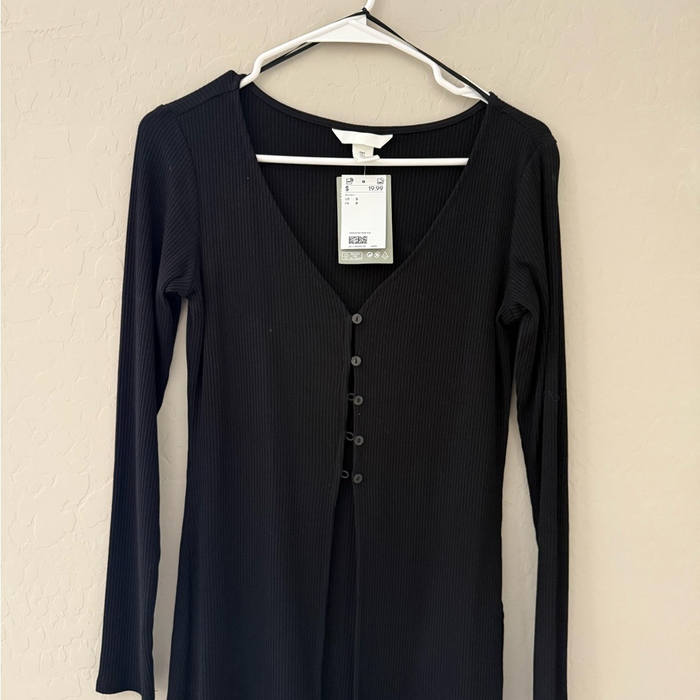 H&M Black Button-Down Ribbed Top